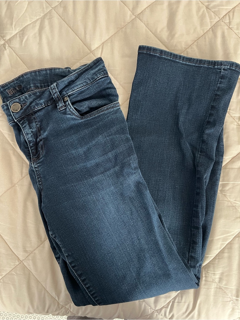 Kut from the kloth Natalie high rise bootcut 12S short